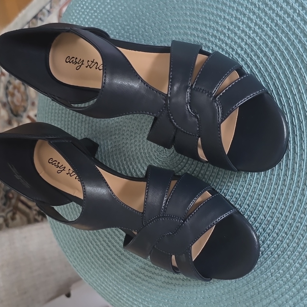 EASY STREET BRAND WOMEN'S NAVY BLUE SUMMER DRESS SHOES HEELS SIZE 6